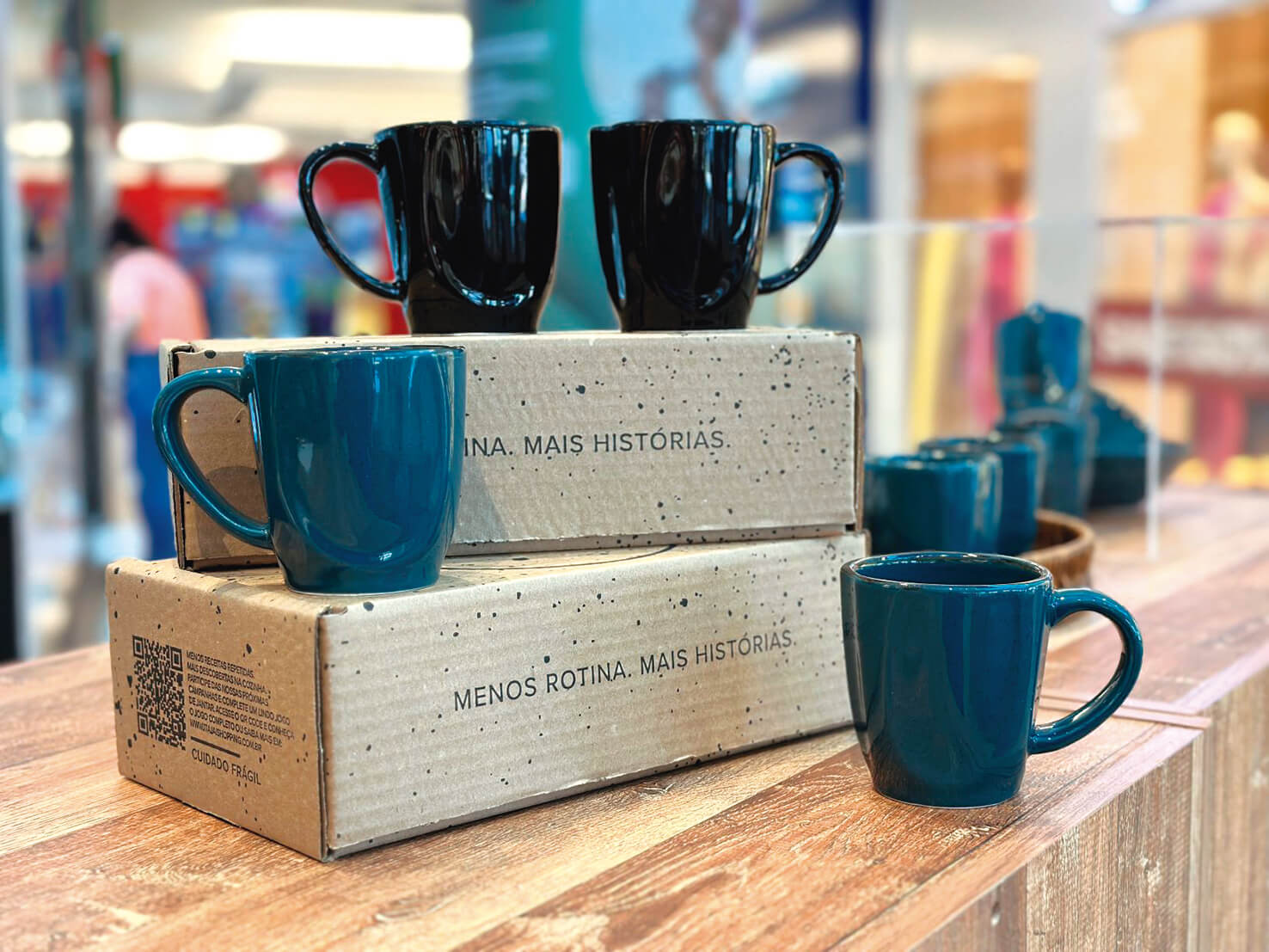 Campanha de Dia dos Pais do shopping presenteia clientes com canecas exclusivas 