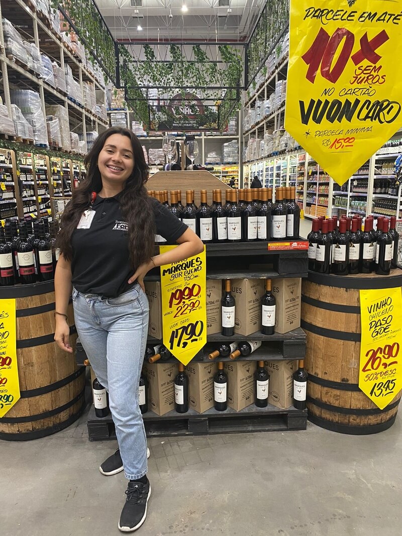 Grupo Pereira emprega refugiados e imigrantes nas redes de supermercados