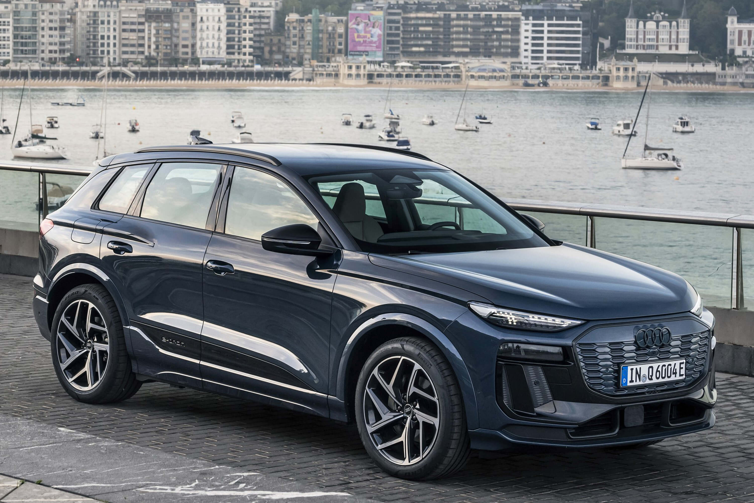 Audi Q6 e-Tron tem bônus de R$ 10 mil pra recarga elétrica