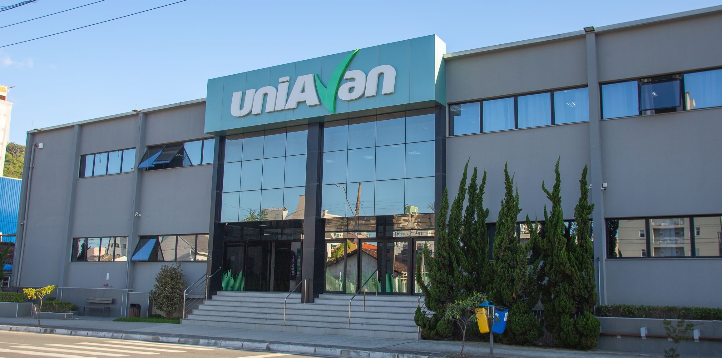 Uniavan aposta no ensino semipresencial 