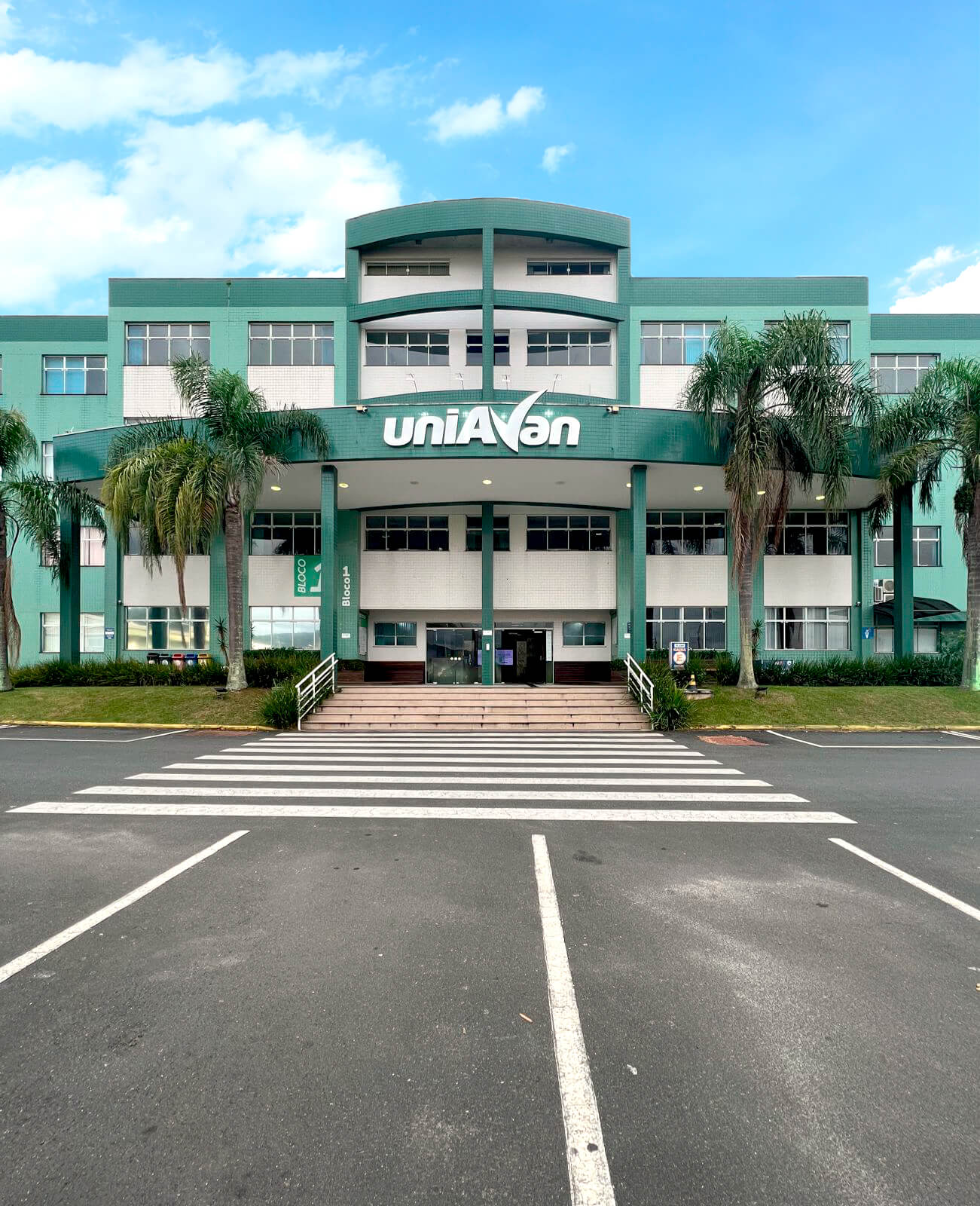 UniAvan lança bolsa 100% para mães de novos alunos 