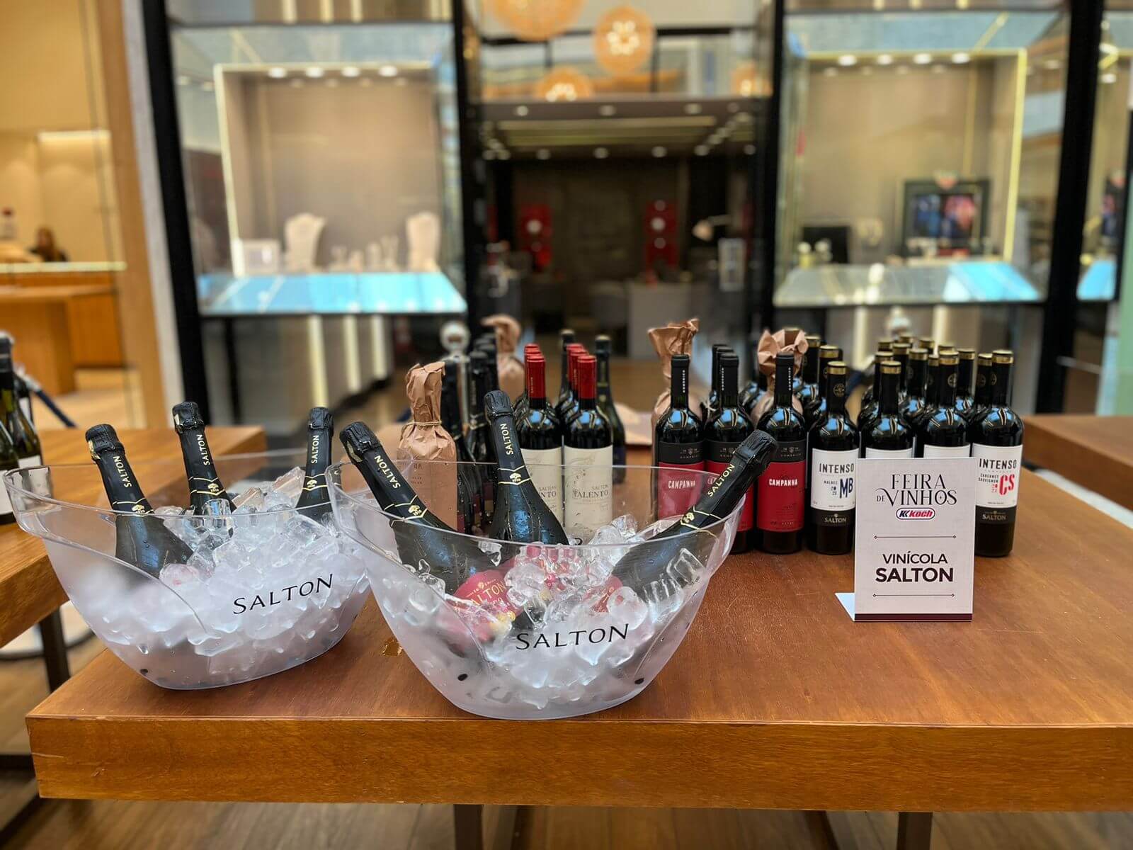 Balneário Shopping tem segunda edição da Feira de Vinhos SuperKoch