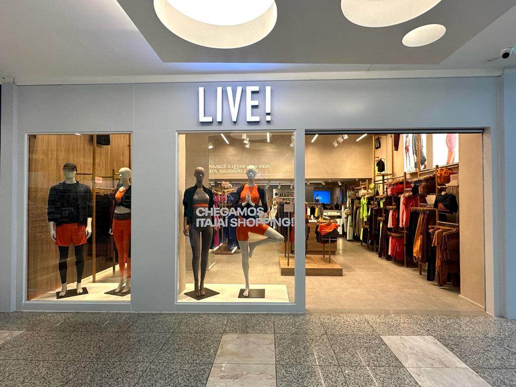 Marca catarinense inaugura loja de roupas de esportes no Itajaí Shopping 