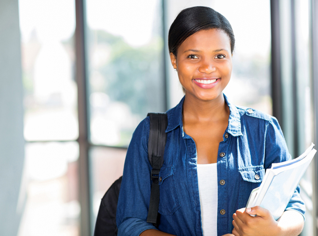 Univali oferece curso gratuito de português para migrantes e refugiados