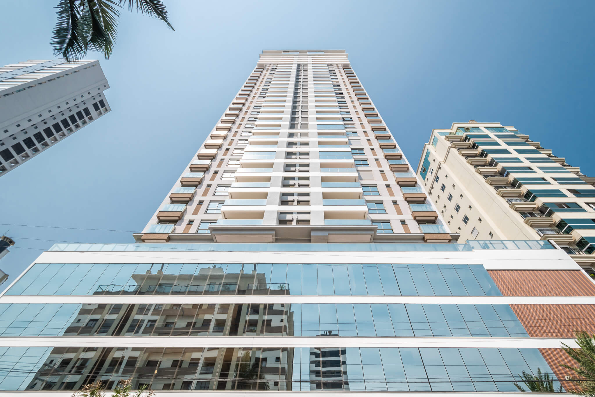 Novo condomínio da Lotisa no bairro Fazenda se destaca pelo alto padrão de acabamento 