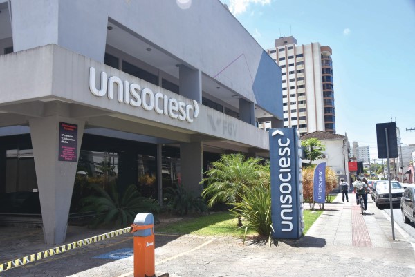 Evento online estimula o empreendedorismo e o protagonismo estudantil