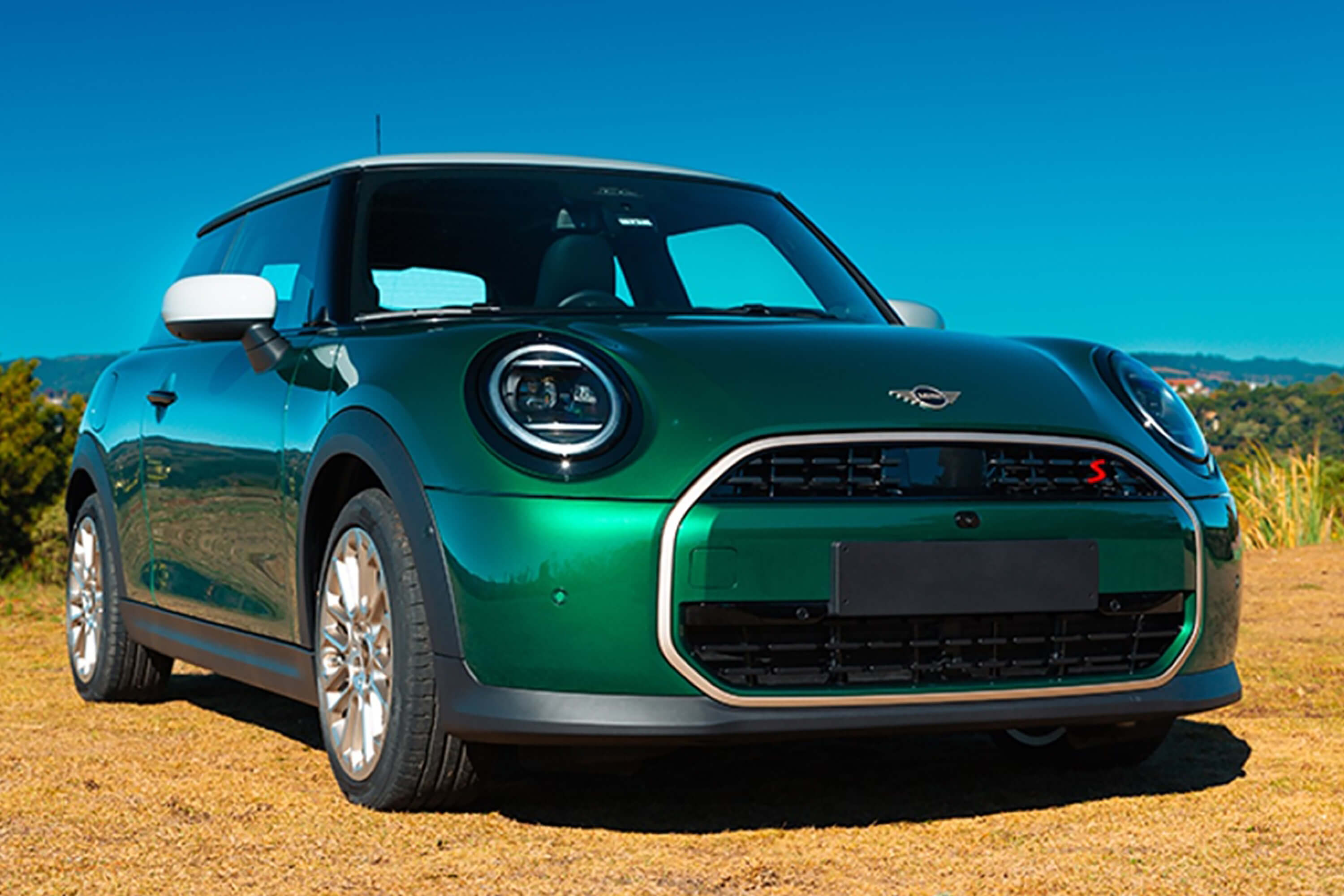 Mini Cooper S: quinta geração do clássico chega ao Brasil