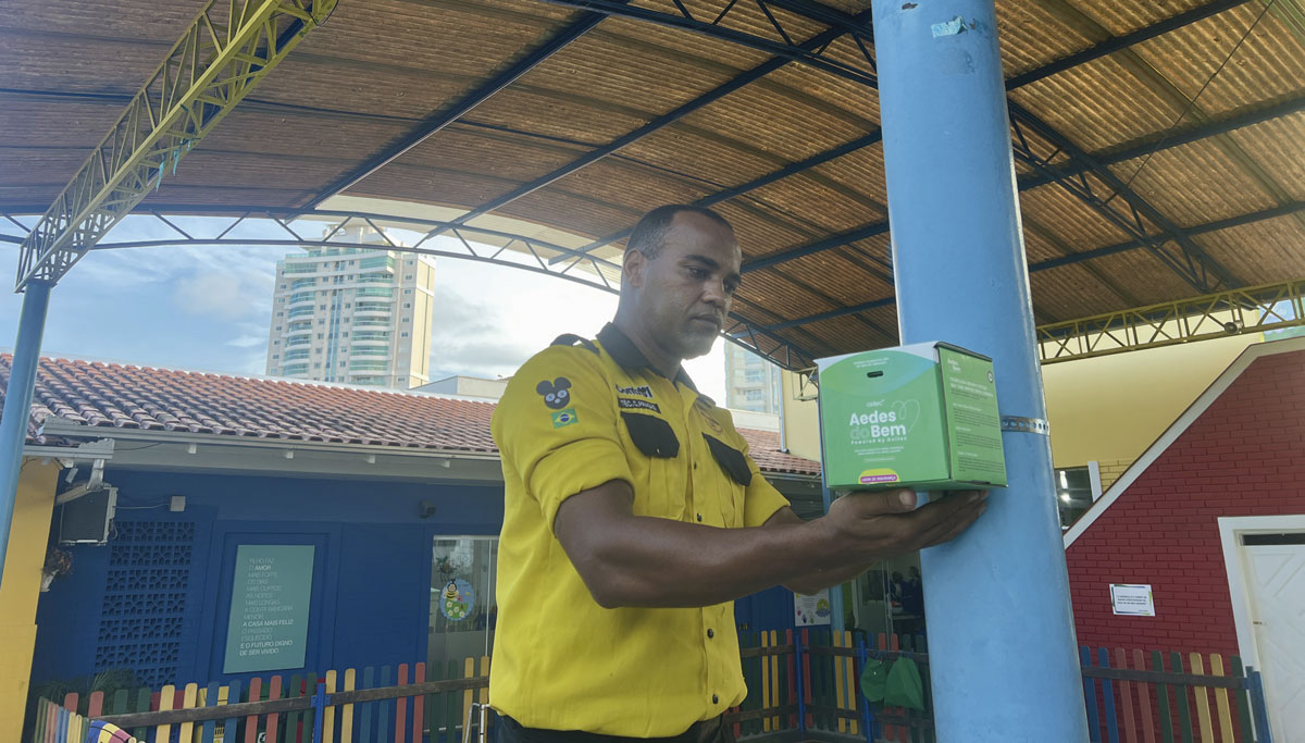 Escola em Itajaí adota tecnologia  da e-Control no combate à dengue