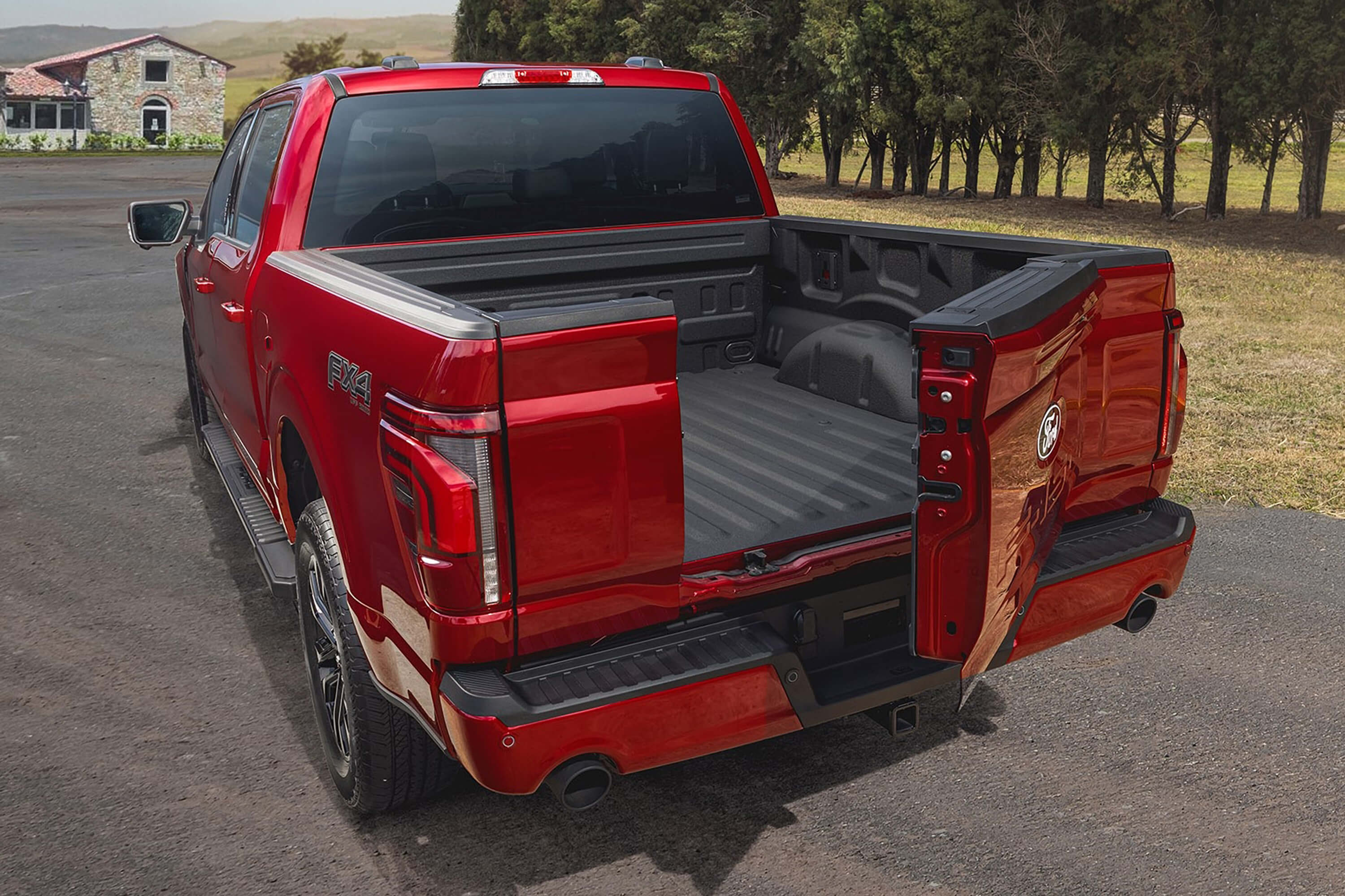 Ford F-150: versatilidade até na caçamba