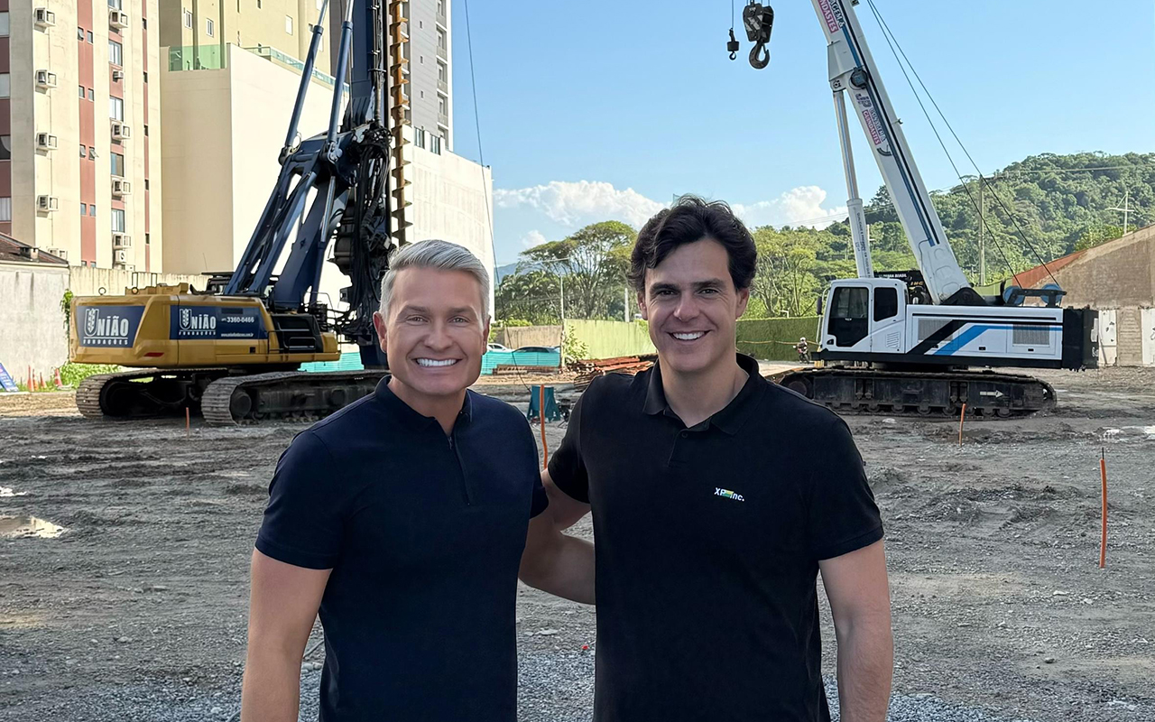 Fundação inédita eleva o Senna Tower ao topo do mundo