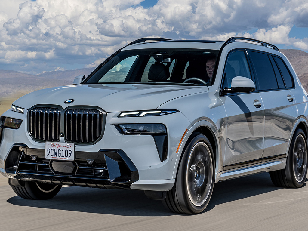 BMW lança novo X7 híbrido no Brasil por R$ 999.950