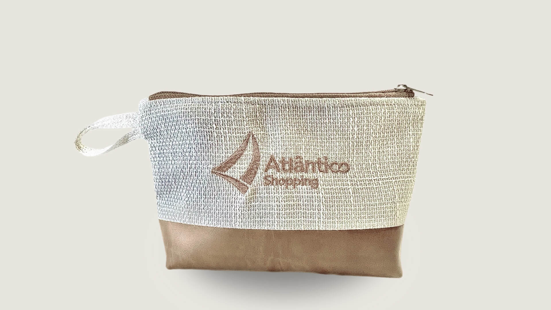 Atlântico Shopping presenteia clientes em campanha de Dia das Mães