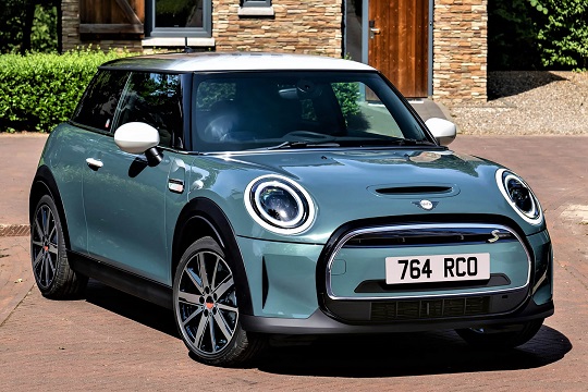 EDIÇÃO LIMITADA: Mini Cooper SE Multitone Edition já está disponível  
