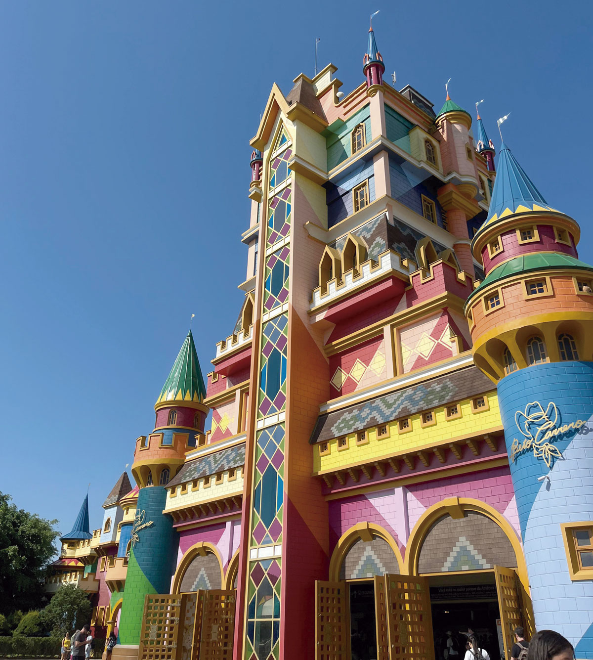 Mães não pagam ingressos no Beto Carrero no Dia das Mães 