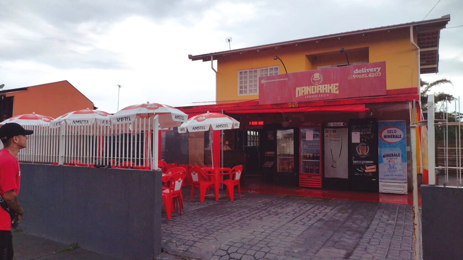 Mandrake Conveniência terá costelaço e música ao vivo no domingo