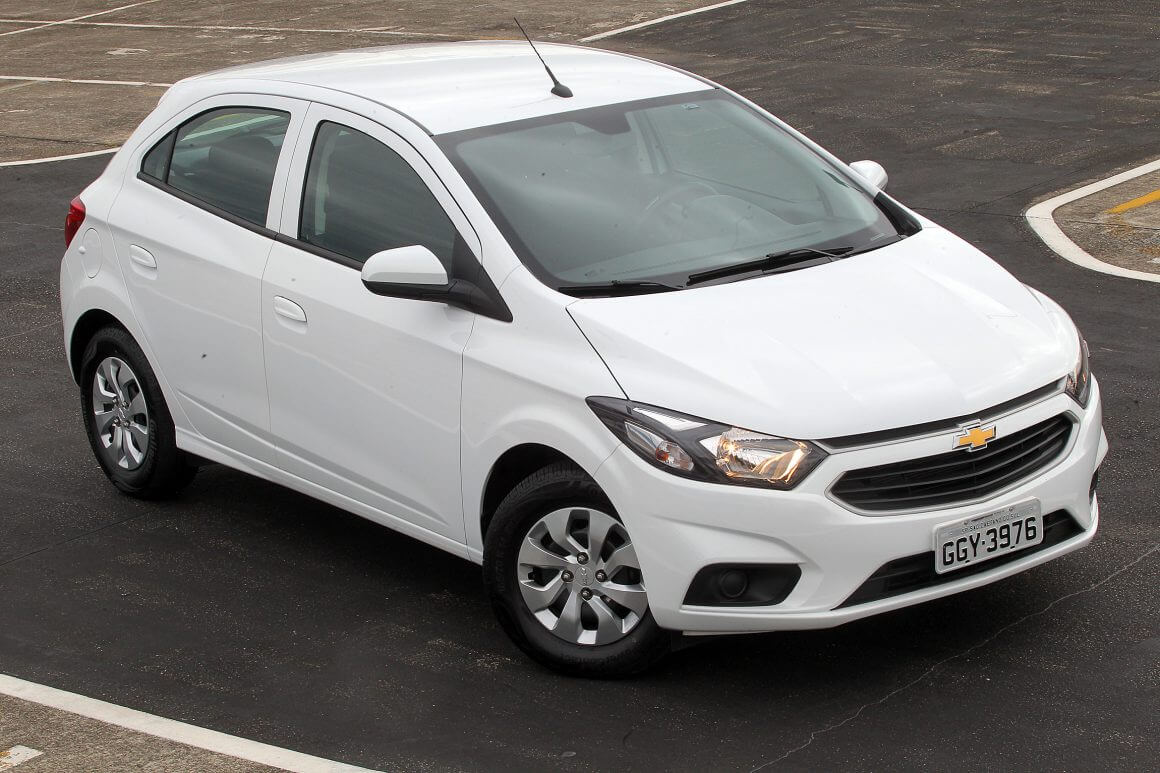 Branco é a cor de carro mais procurada em SC