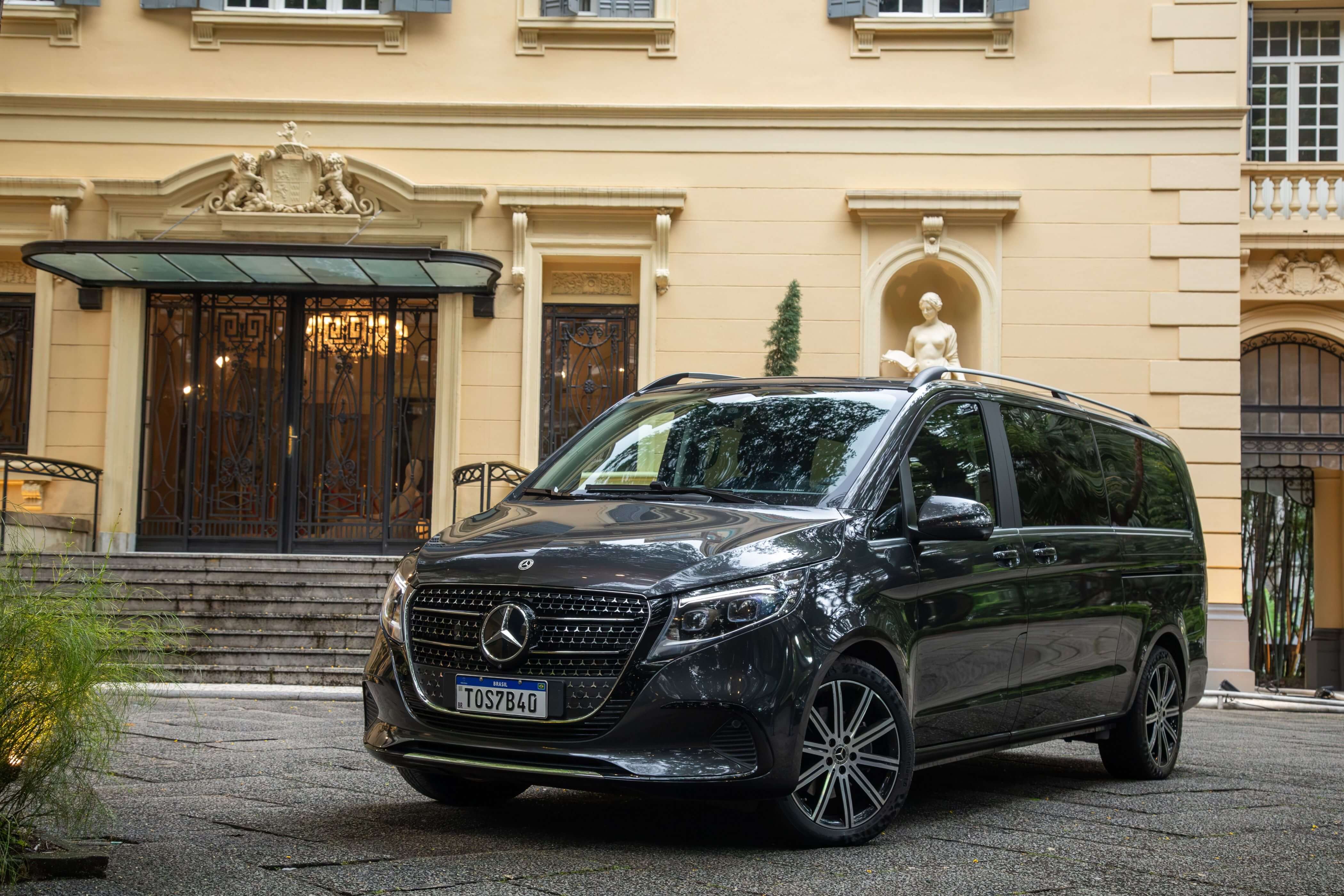 Mercedes lança van de luxo para sete pessoas