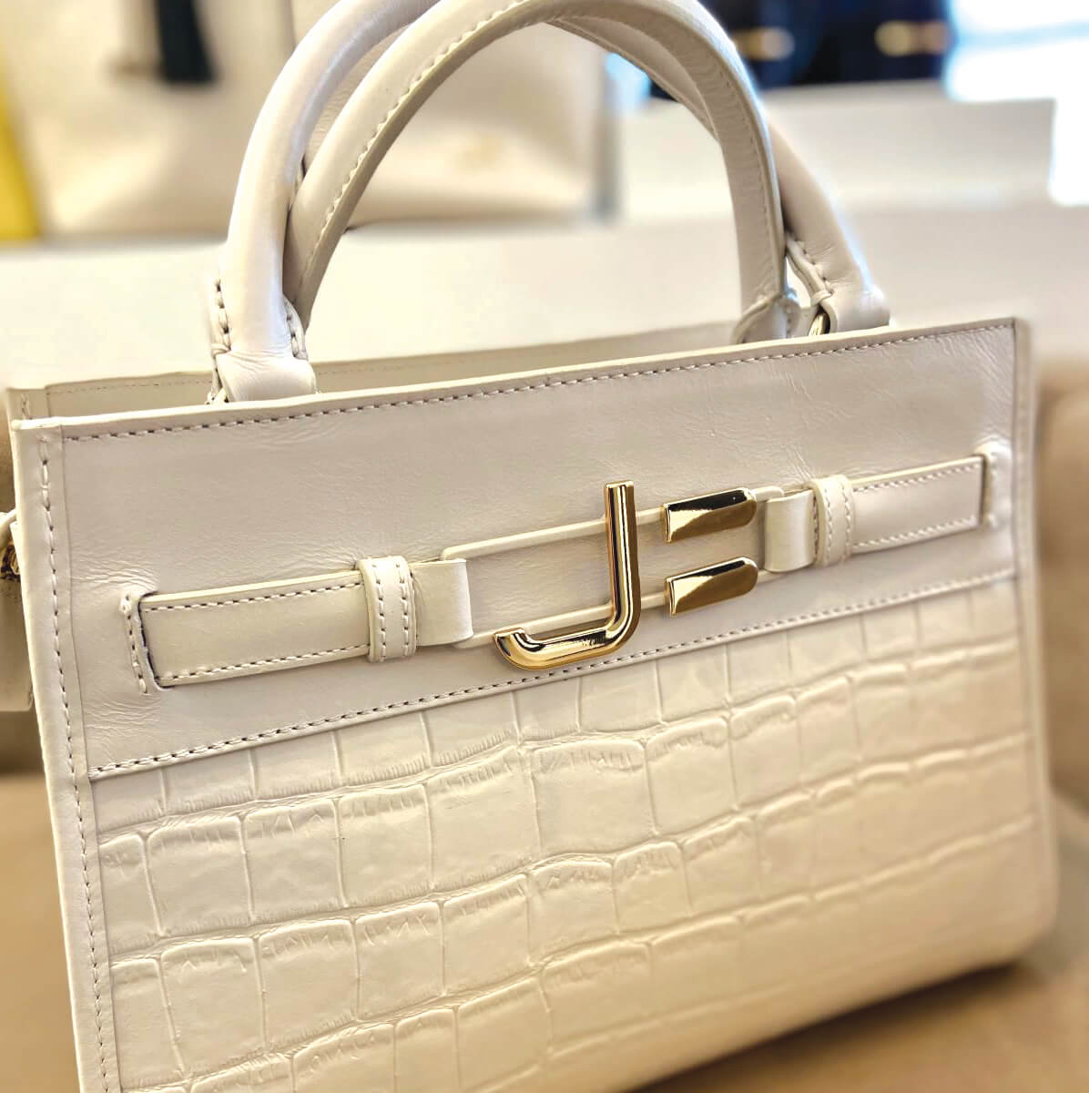 Lojas do Itajaí Shopping têm descontos de até 70% 