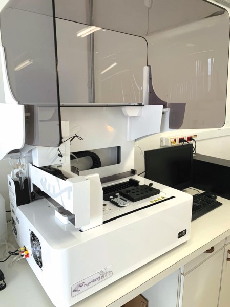 Laboratório da Univali tem novo equipamento para  exames moleculares