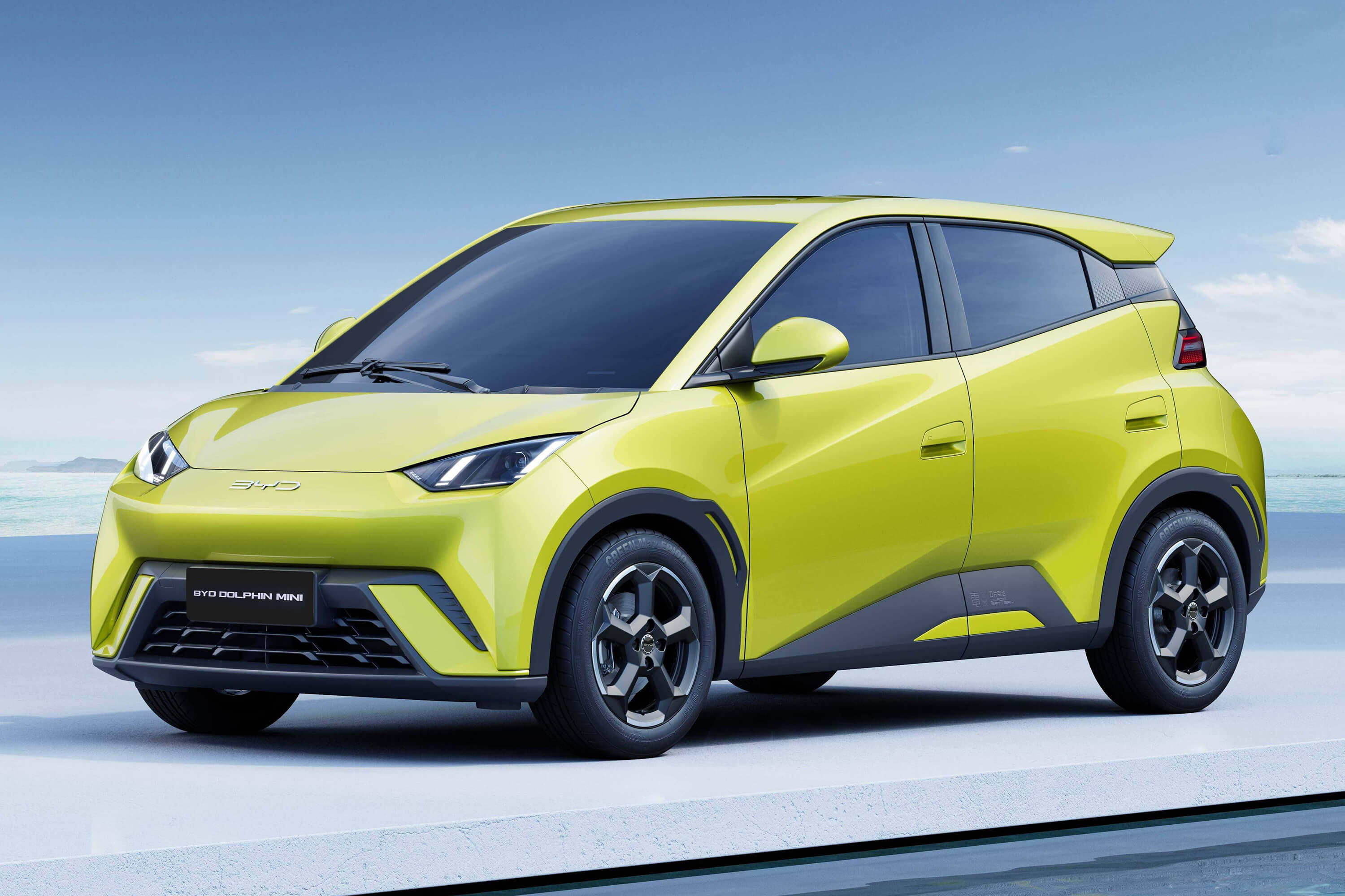 BYD Dolphin Mini com cinco lugares chega ao Brasil