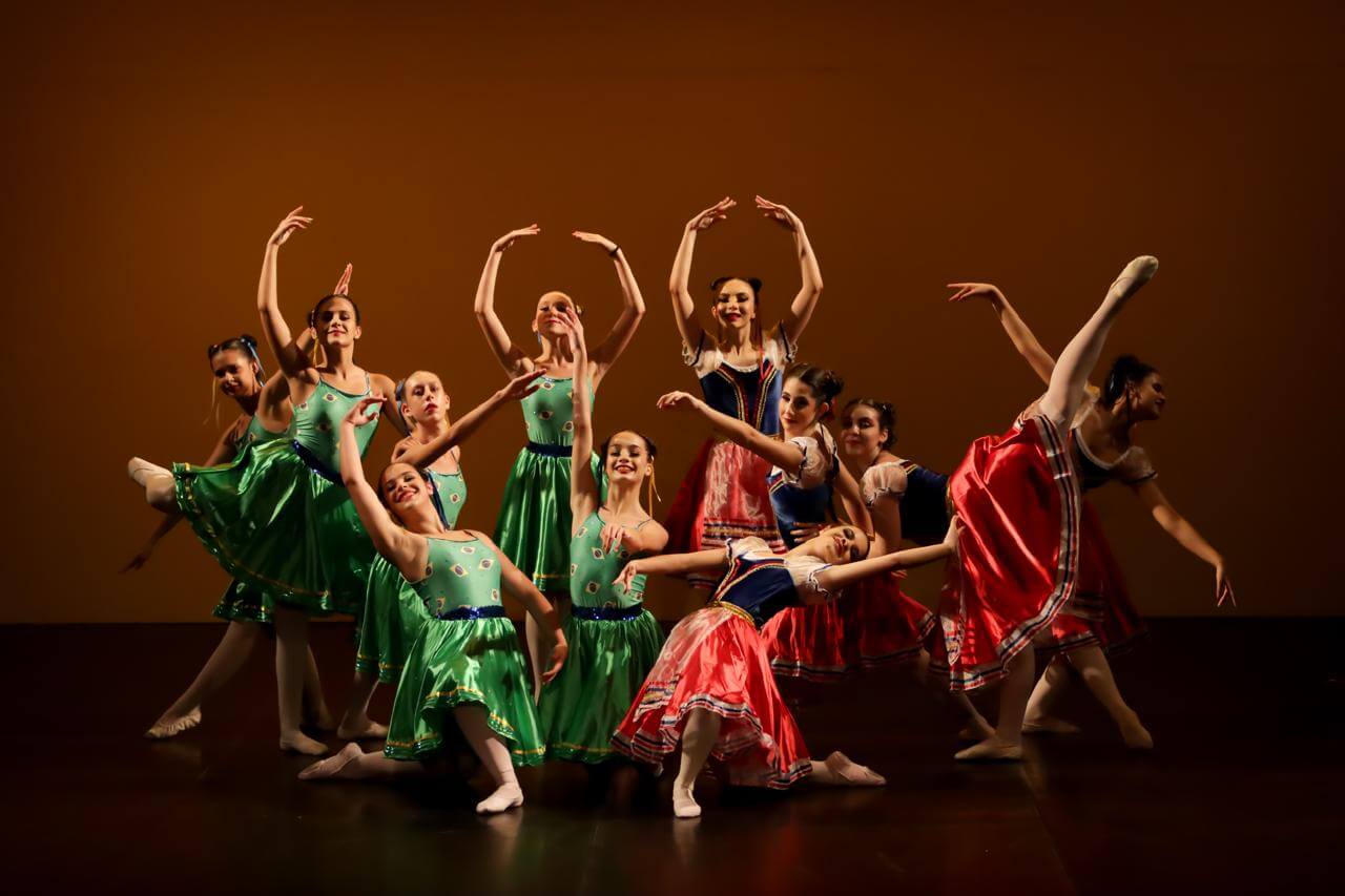 Balneário Shopping recebe estreia exclusiva do espetáculo “Brasilidades”