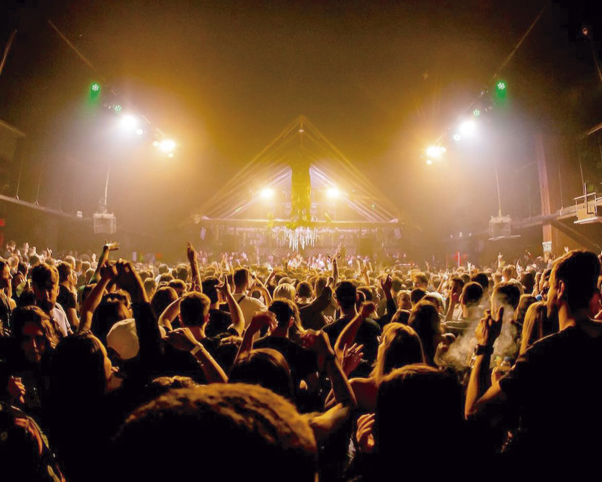 Warung Beach Club divulga programação  de todas as atrações do verão