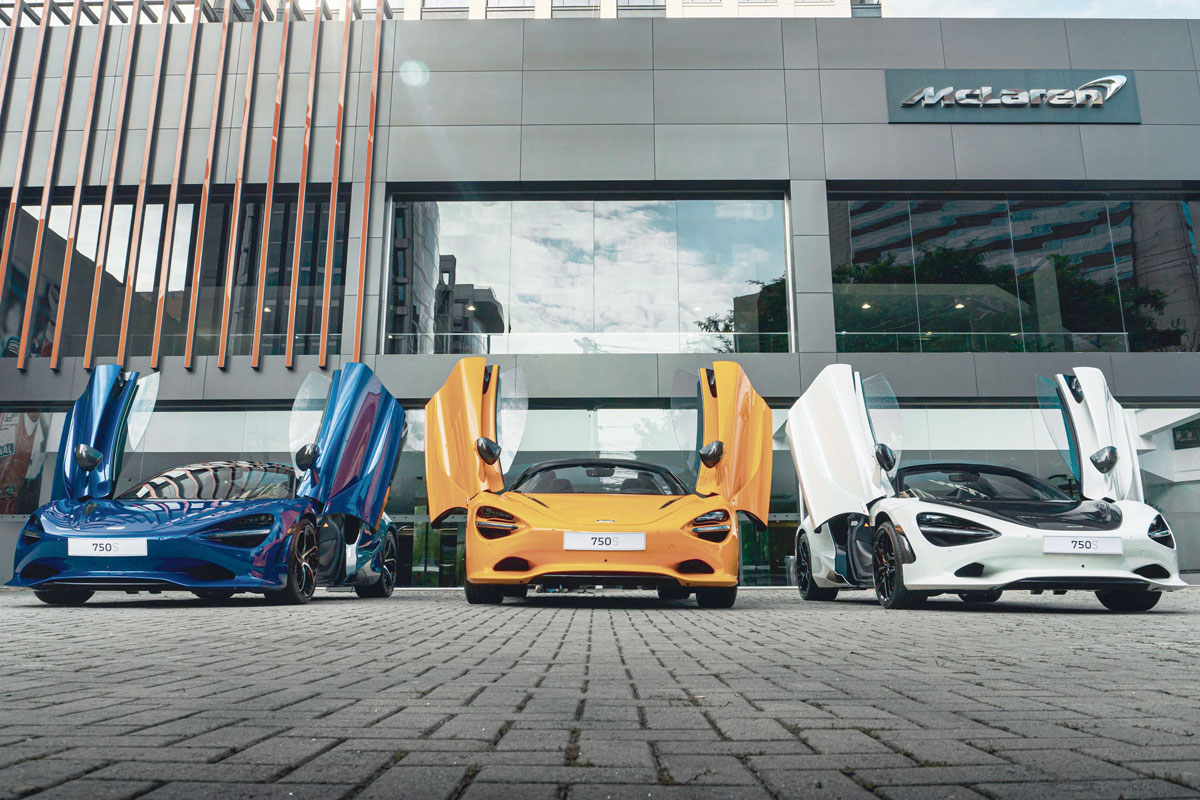 McLaren 750S Spider chega a São Paulo 