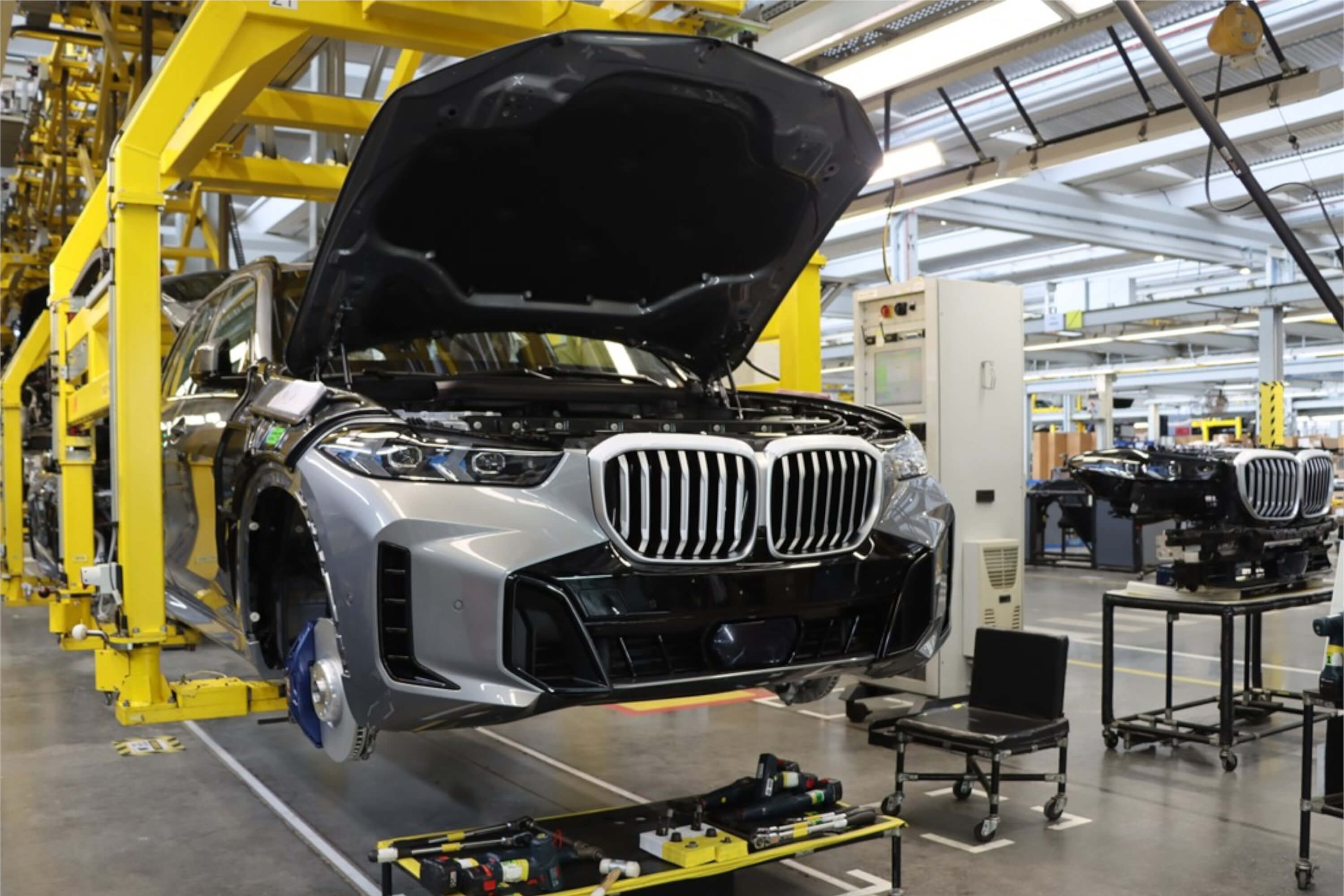 Primeiro híbrido plug-in feito no Brasil é o BMW X5