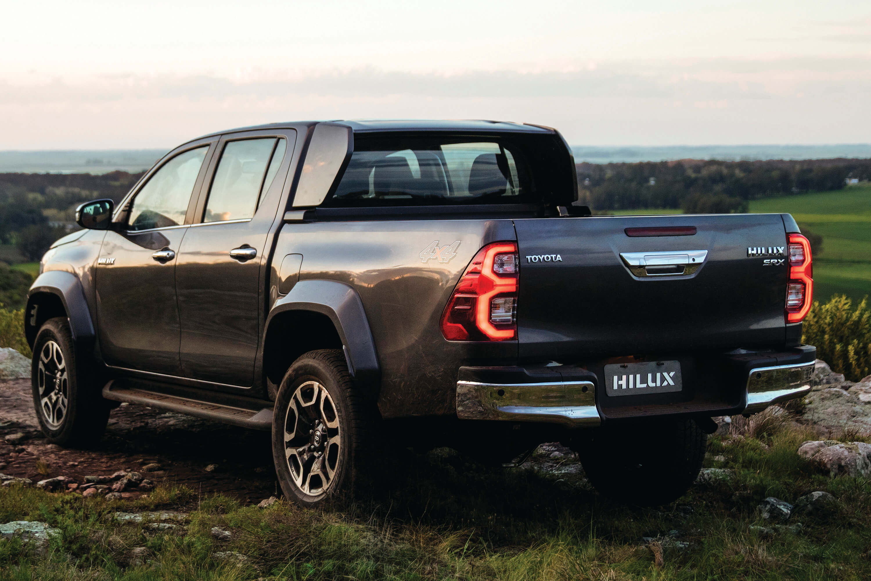 Toyota anuncia nova versão SRX Plus da Hilux 