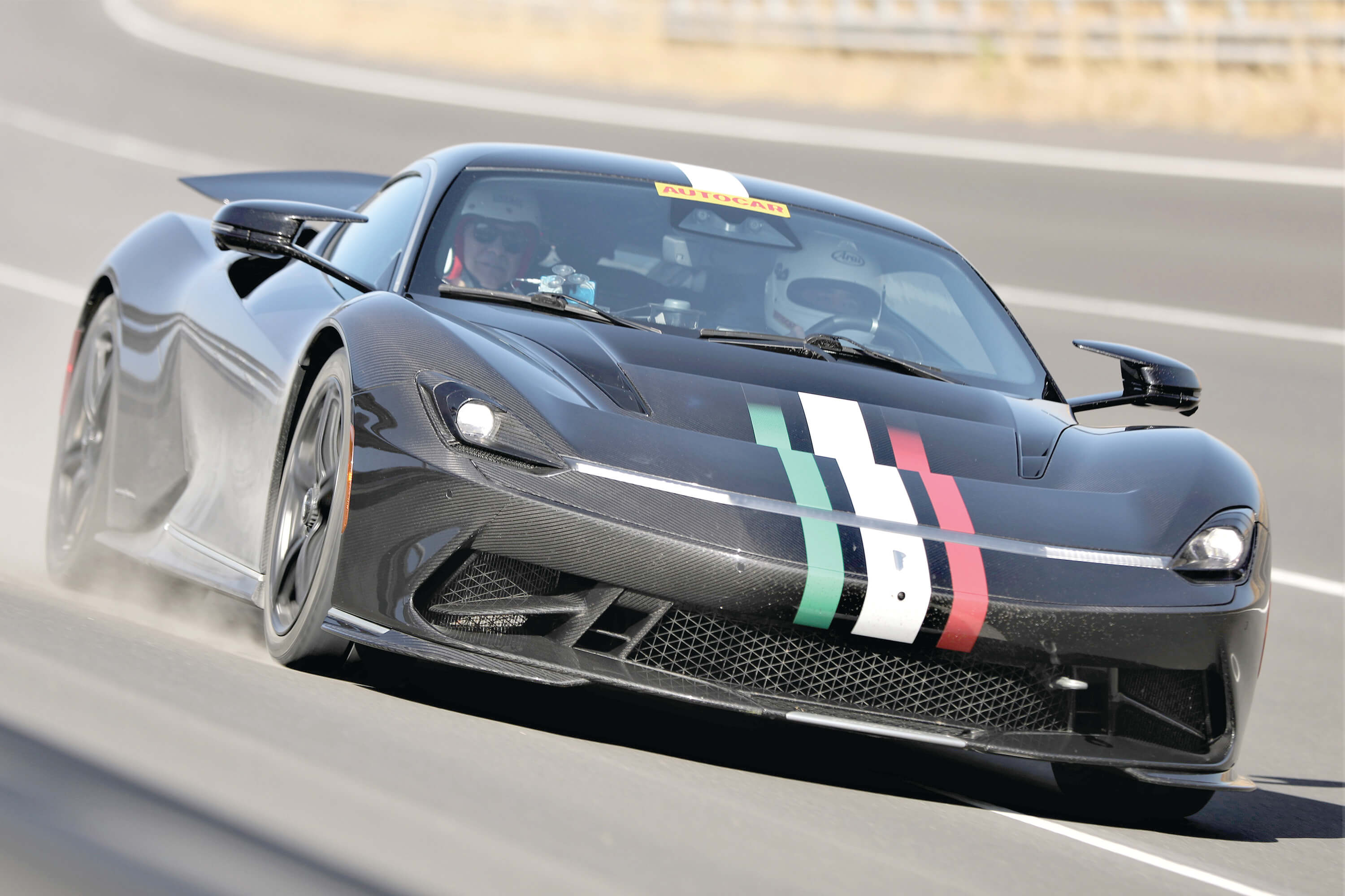 Carro elétrico da Automobili Pininfarina garante o título de mais rápido do mundo