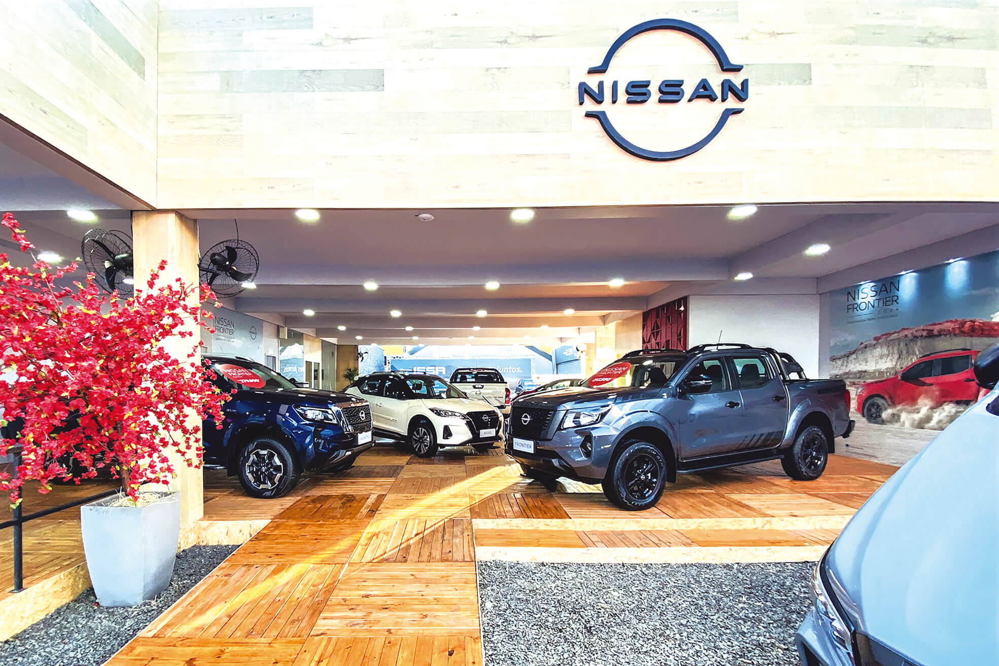 Nissan apresenta linha completa em feira do RS   