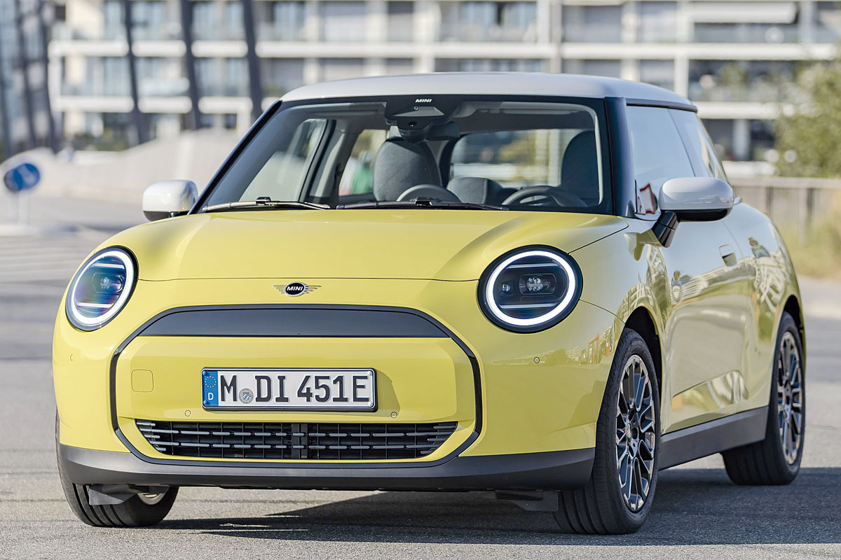 Mini Cooper apresenta nova versão elétrica E Classic 
