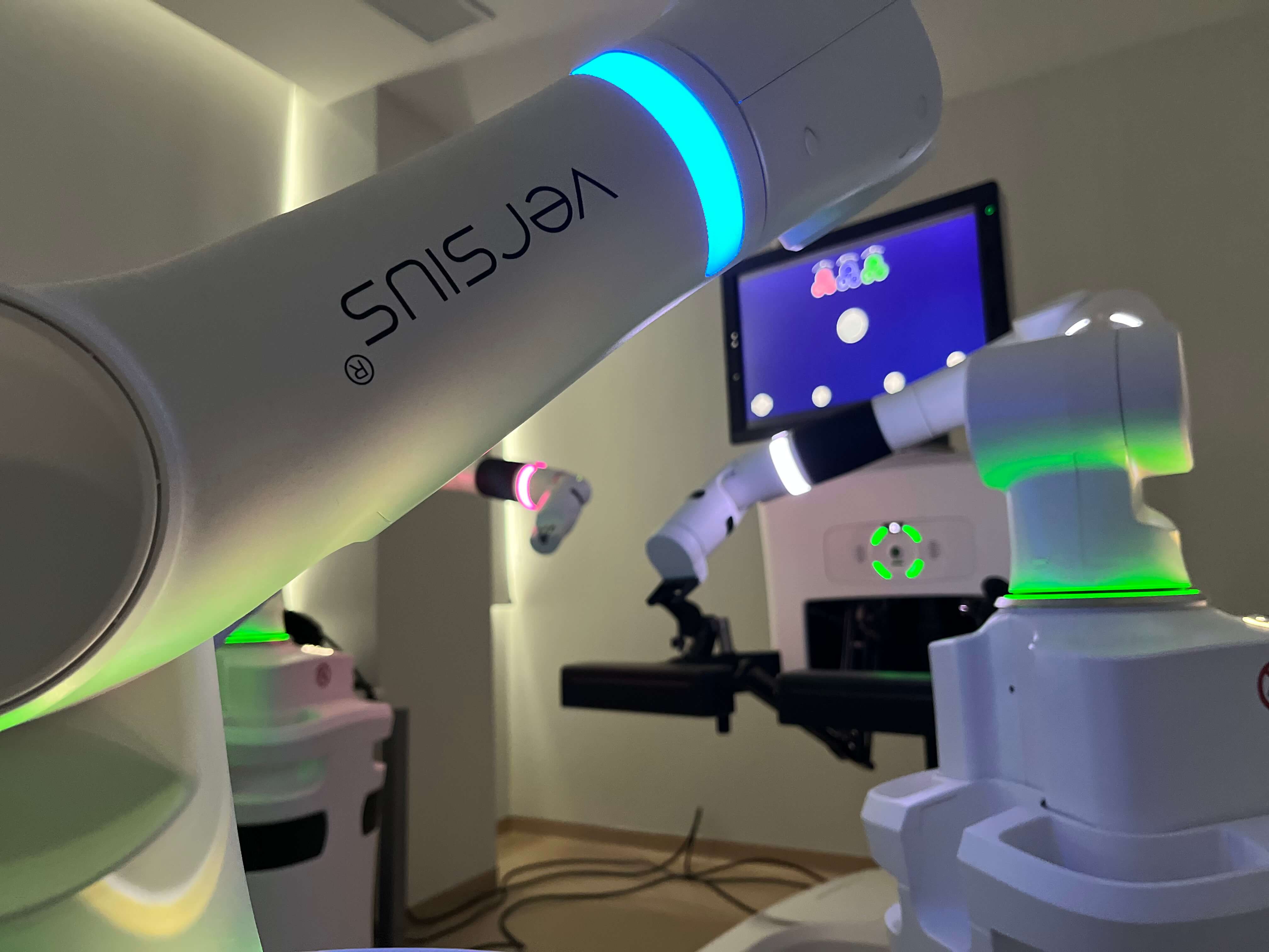 Hospital da Unimed chega a 100ª cirurgia com auxílio de robô