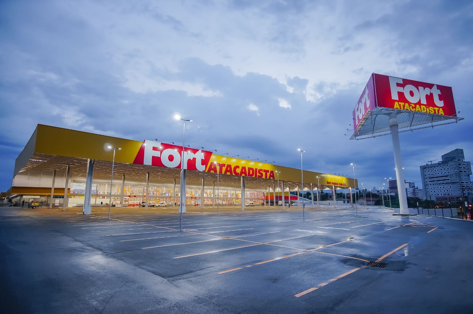 Fort Atacadista inaugura nova loja em Santa Catarina 