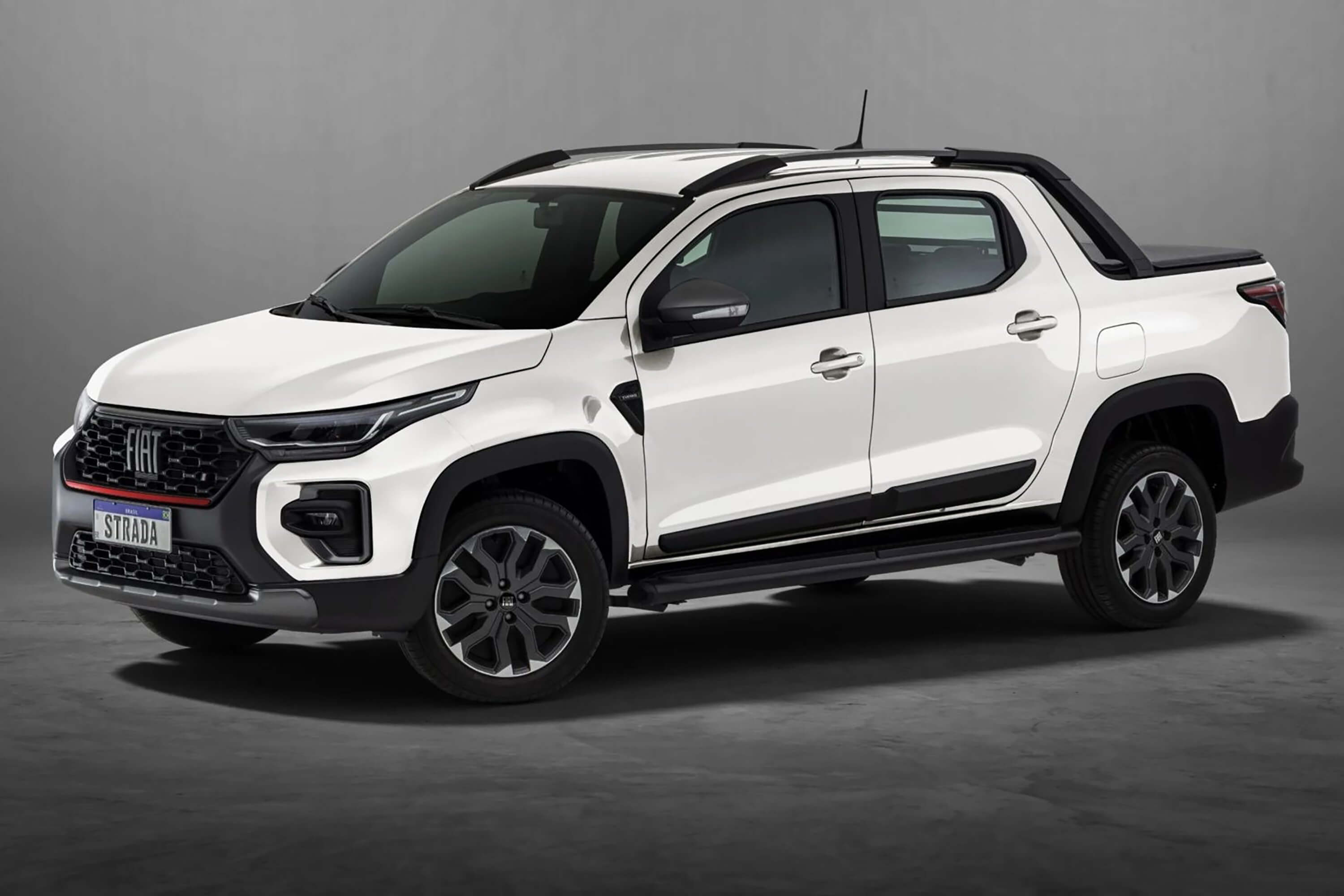 Fiat Strada recupera liderança de vendas em maio 