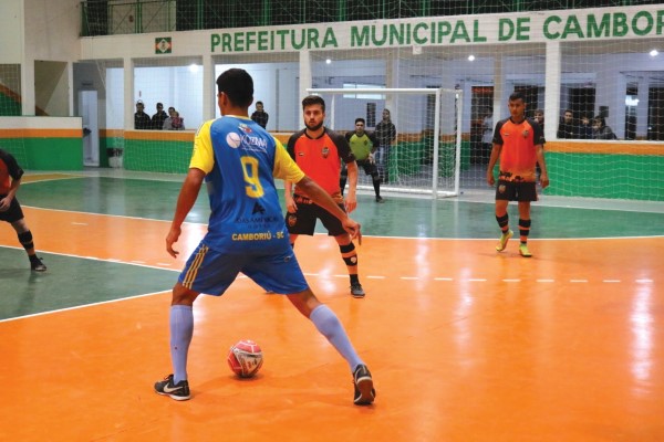 Fundação de Esportes e Uniavan anunciam parceria para bolsas de estudo