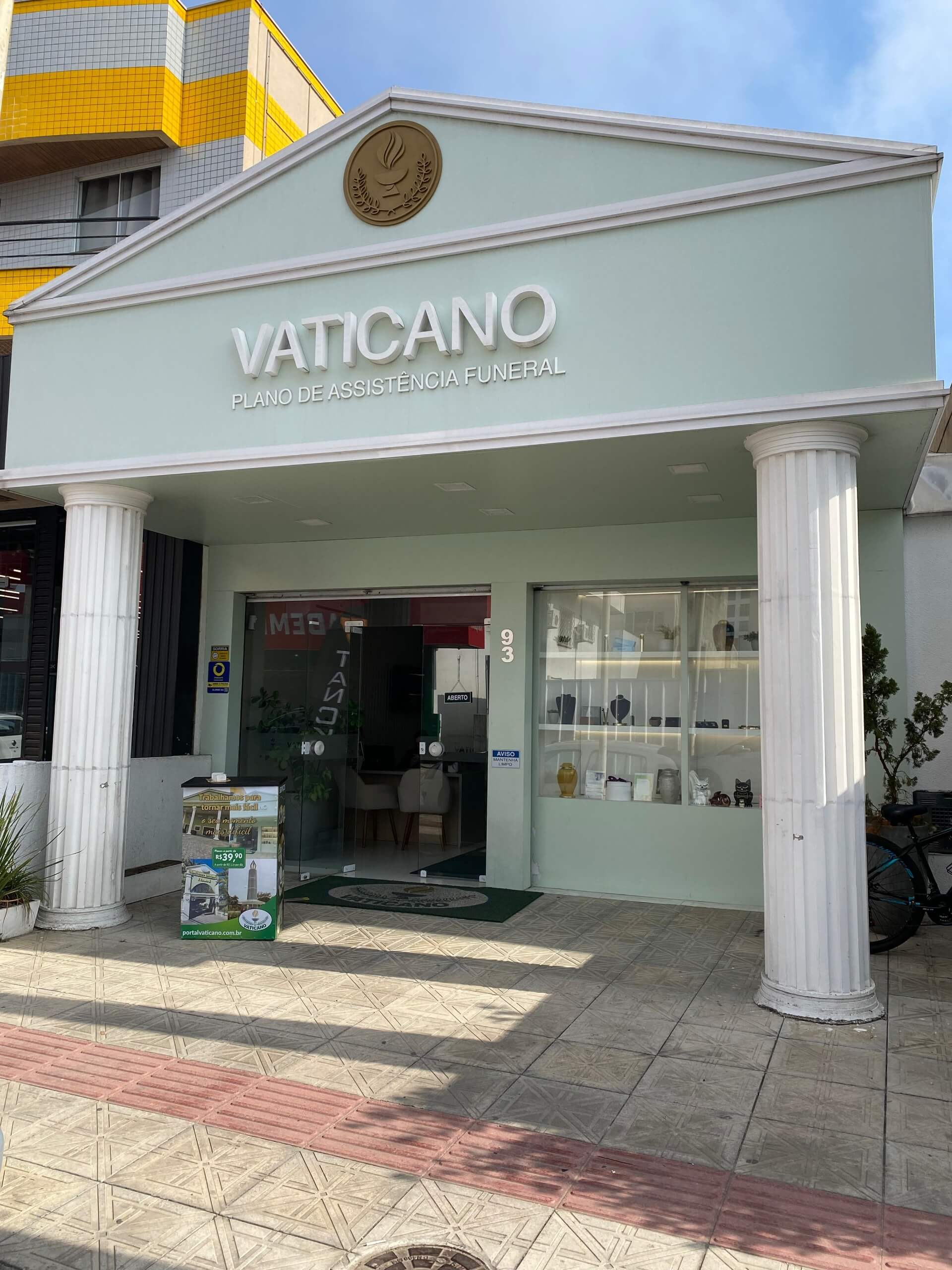 Vaticano amplia atendimento em Itajaí com mais uma unidade no centro