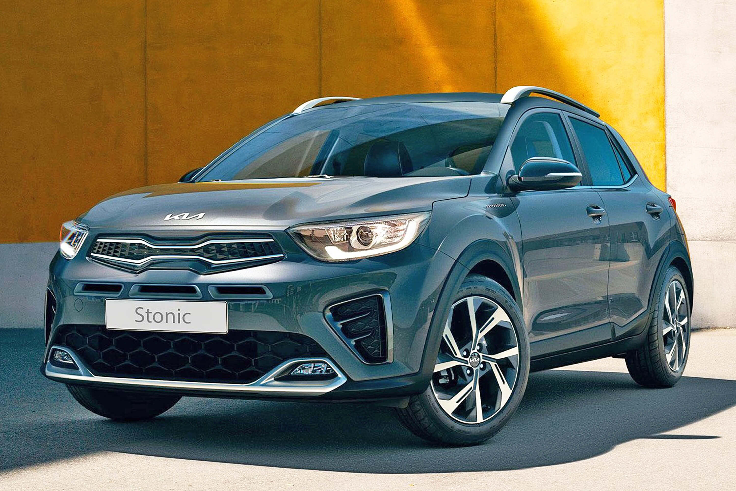 Híbrido, Stonic 2025 sai por menos de R$ 150 mil