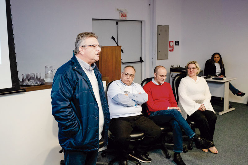 Projeto “Café com o Reitor” reúne gestores escolares 