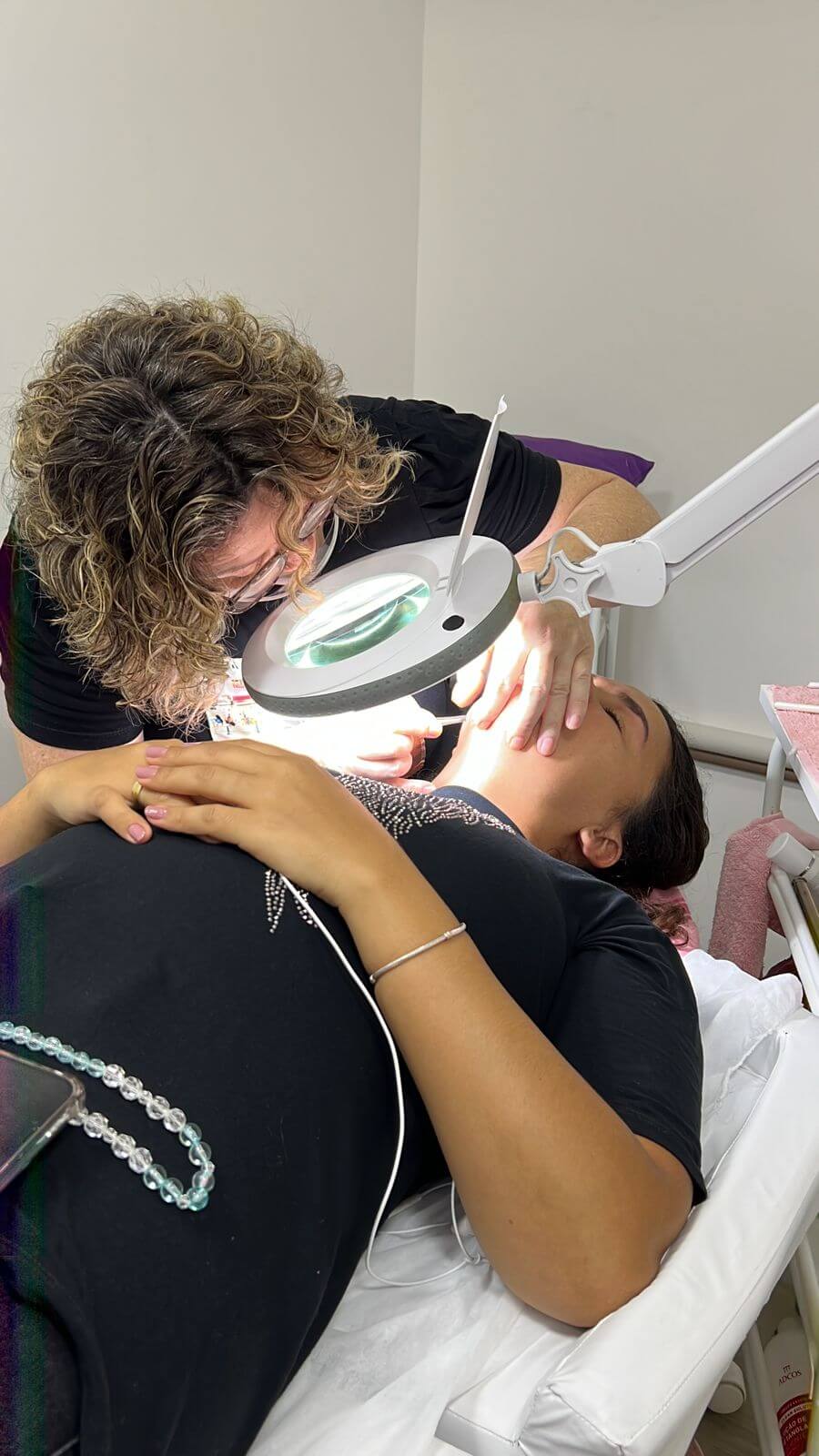 Heaven Salão dispõe, também, de serviço de esteticistas