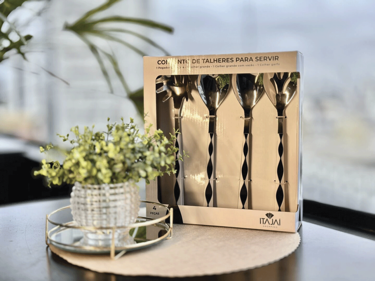 Campanha de Dia das Mães do shopping presenteia clientes com kit de talheres 