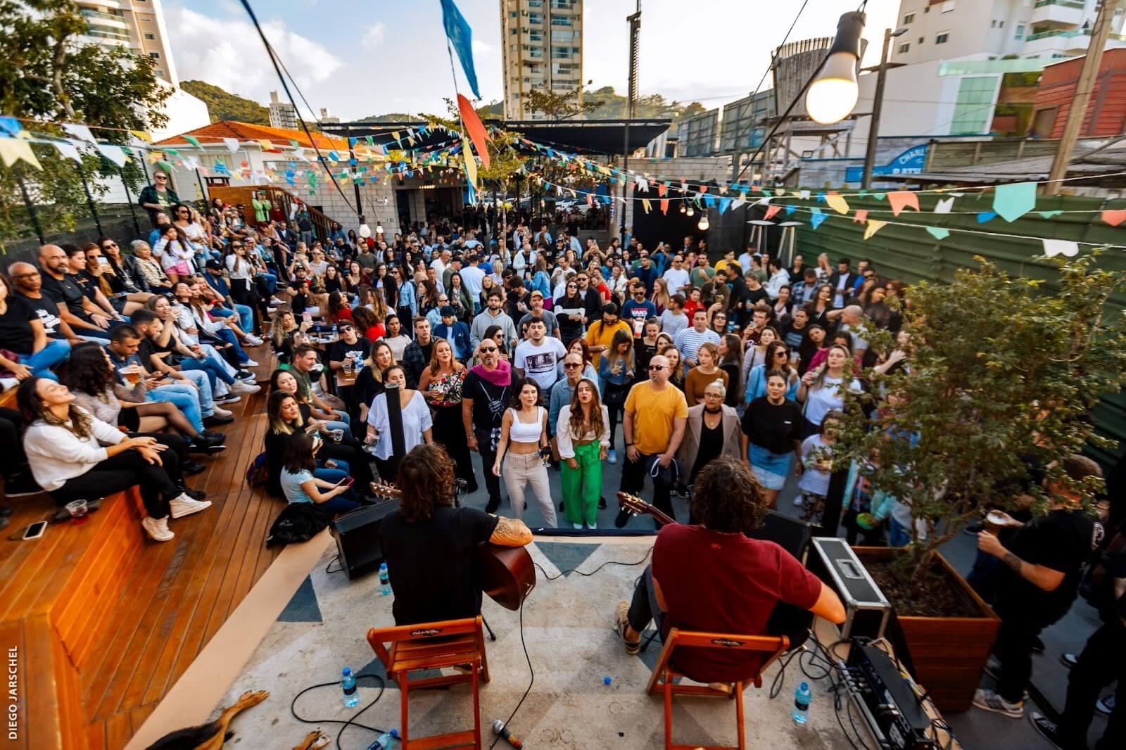 Balbúrdia tem shows imperdíveis em março