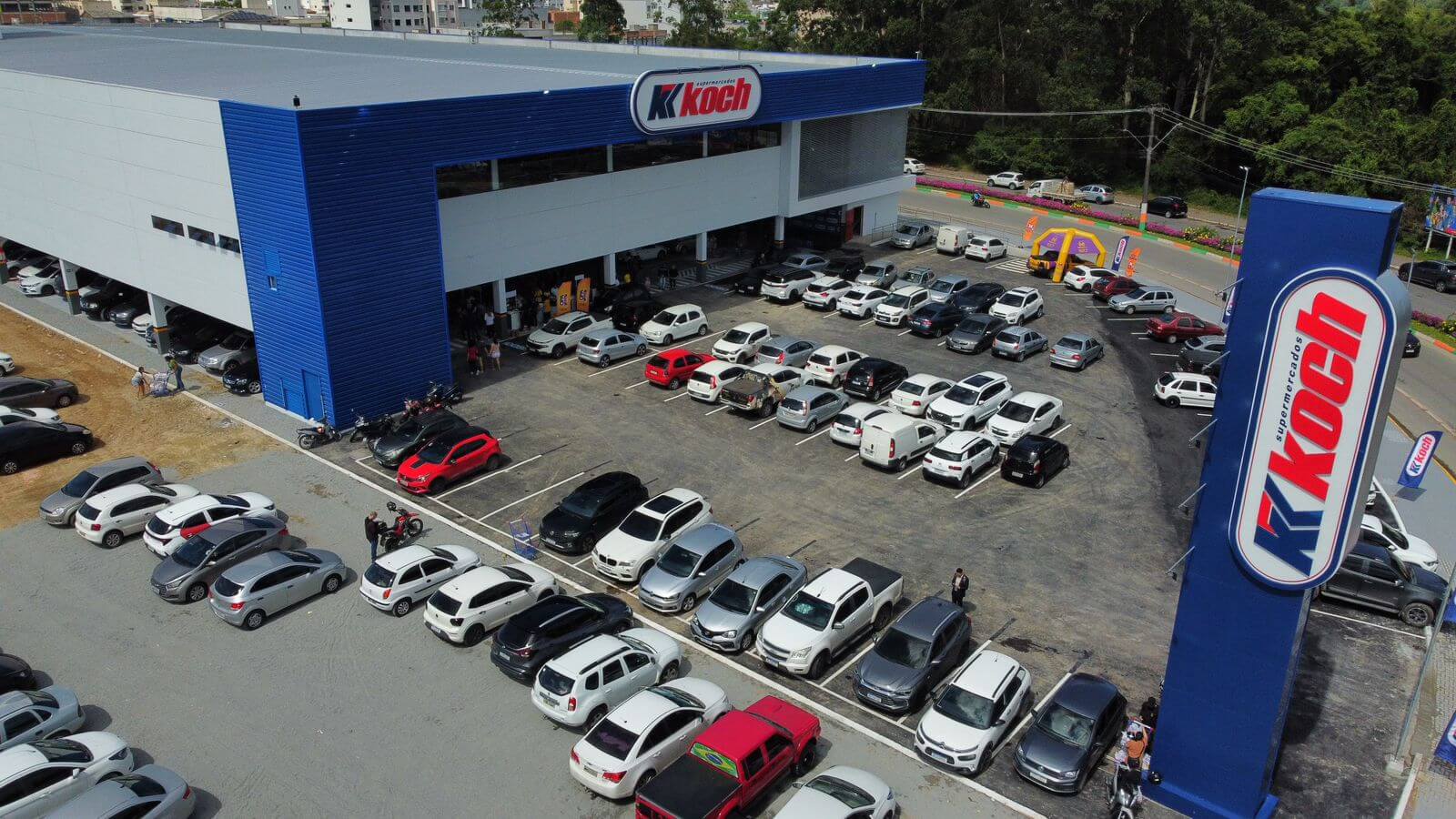 SuperKoch celebra 31 anos com diversos presentes aos clientes