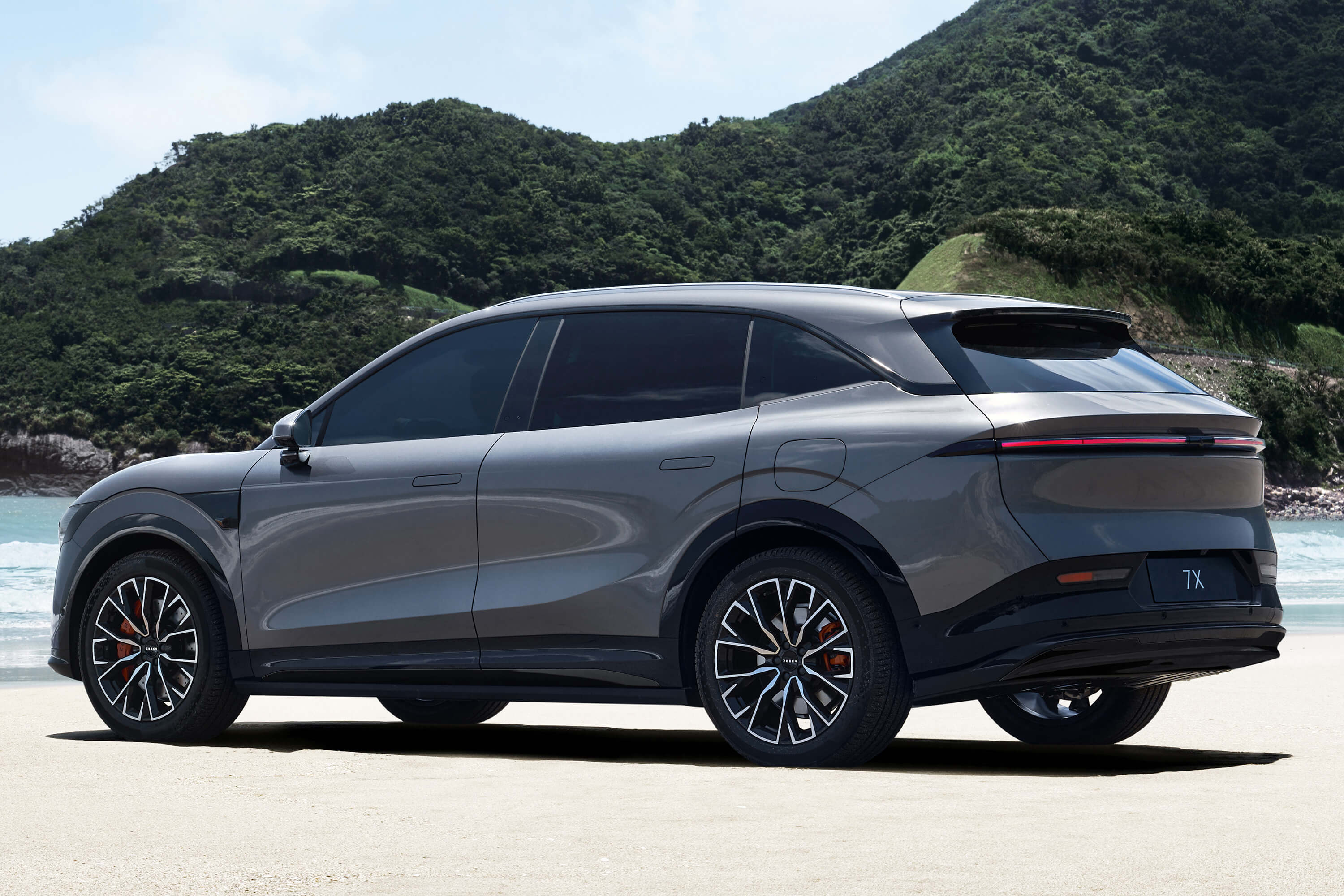 Zeekr 7X, SUV elétrico premium, chega por R$ 448 mil no Brasil