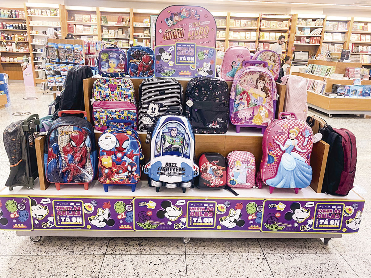 Material escolar está sendo vendido na livraria Catarinense do Itajaí Shopping 