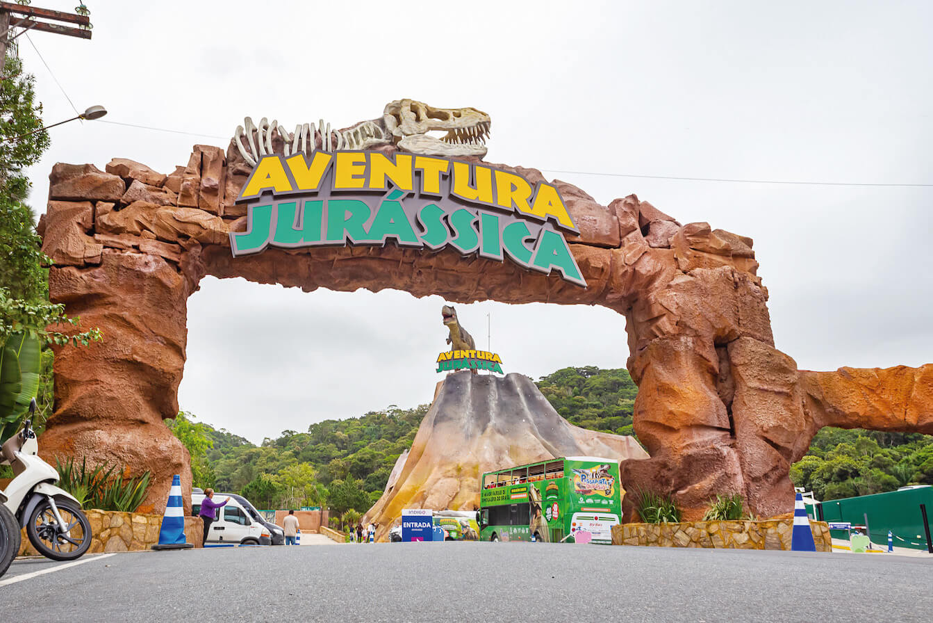 Aventura Jurássica celebra um ano com promoção especial 