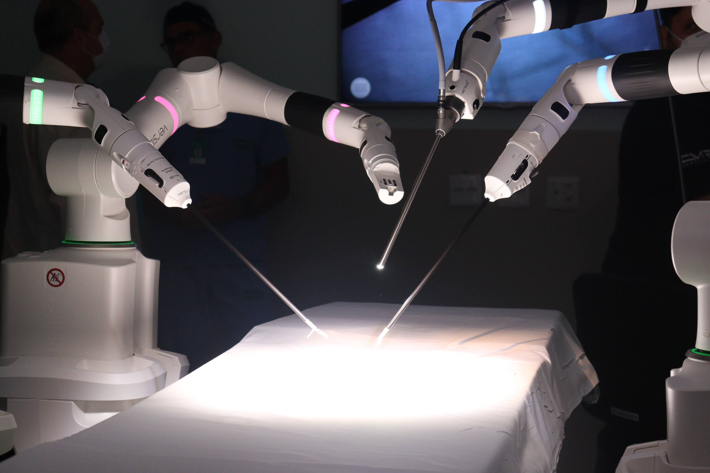 Unimed começa cirurgias com robô Versius em maio