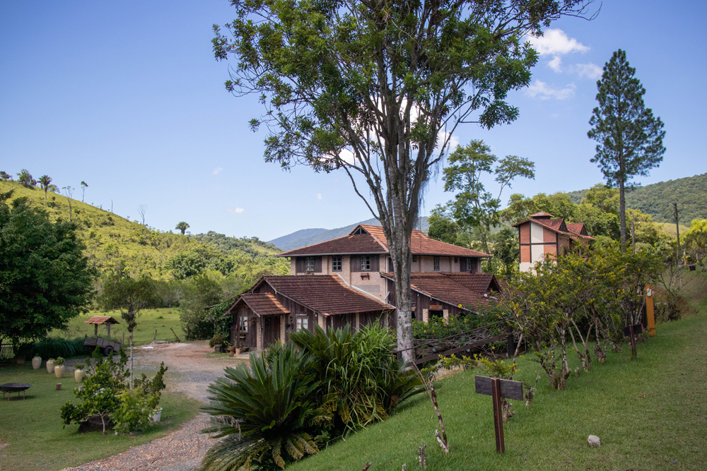 Pousada Fazenda Caetés prepara churrasco pro feriado de 7 de setembro
