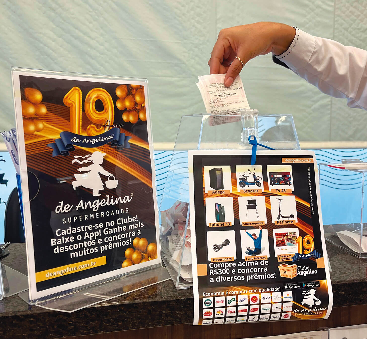 Supermercado De Angelina faz aniversário e tem mês de ofertas e sorteios especiais