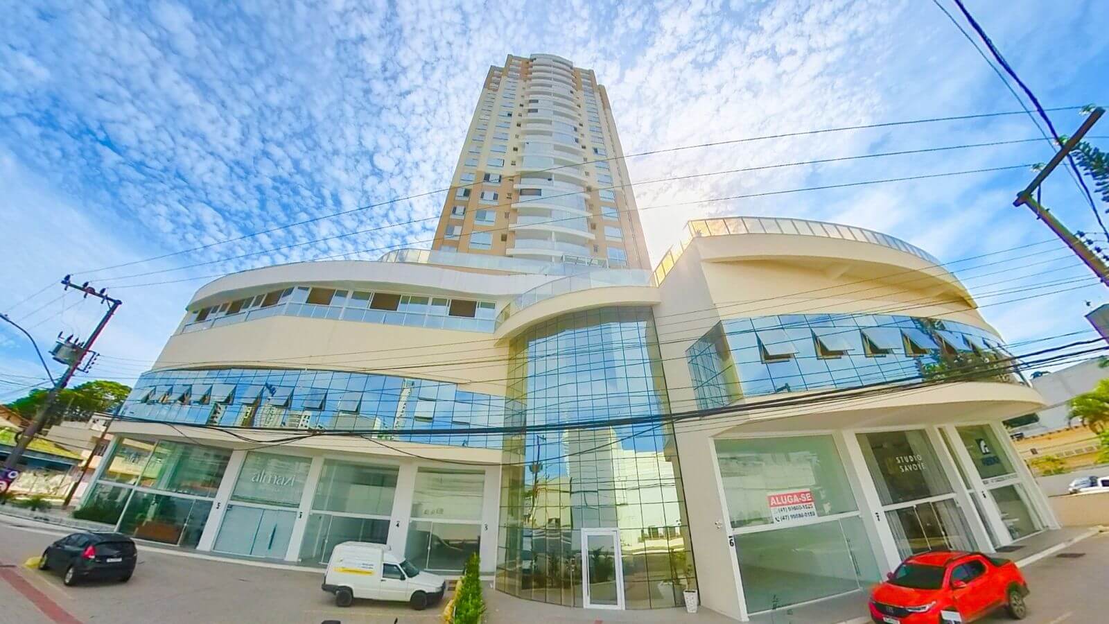 Leo Rostro promove evento para clientes com oportunidades imobiliárias